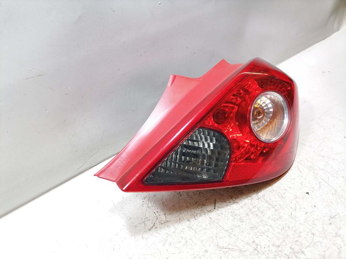 Opel Corsa D original R&uuml;cklicht R&uuml;ckleuchte Heckleuchte rechts 3 T&uuml;rer BJ06